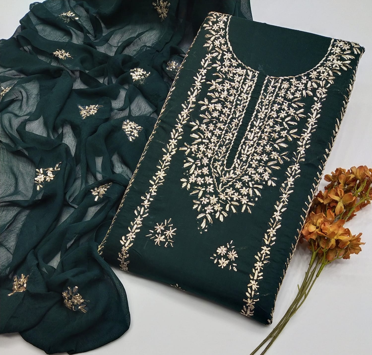 New Summer 2025 – Handmade Gota Gala Lawn Suit (3pc)