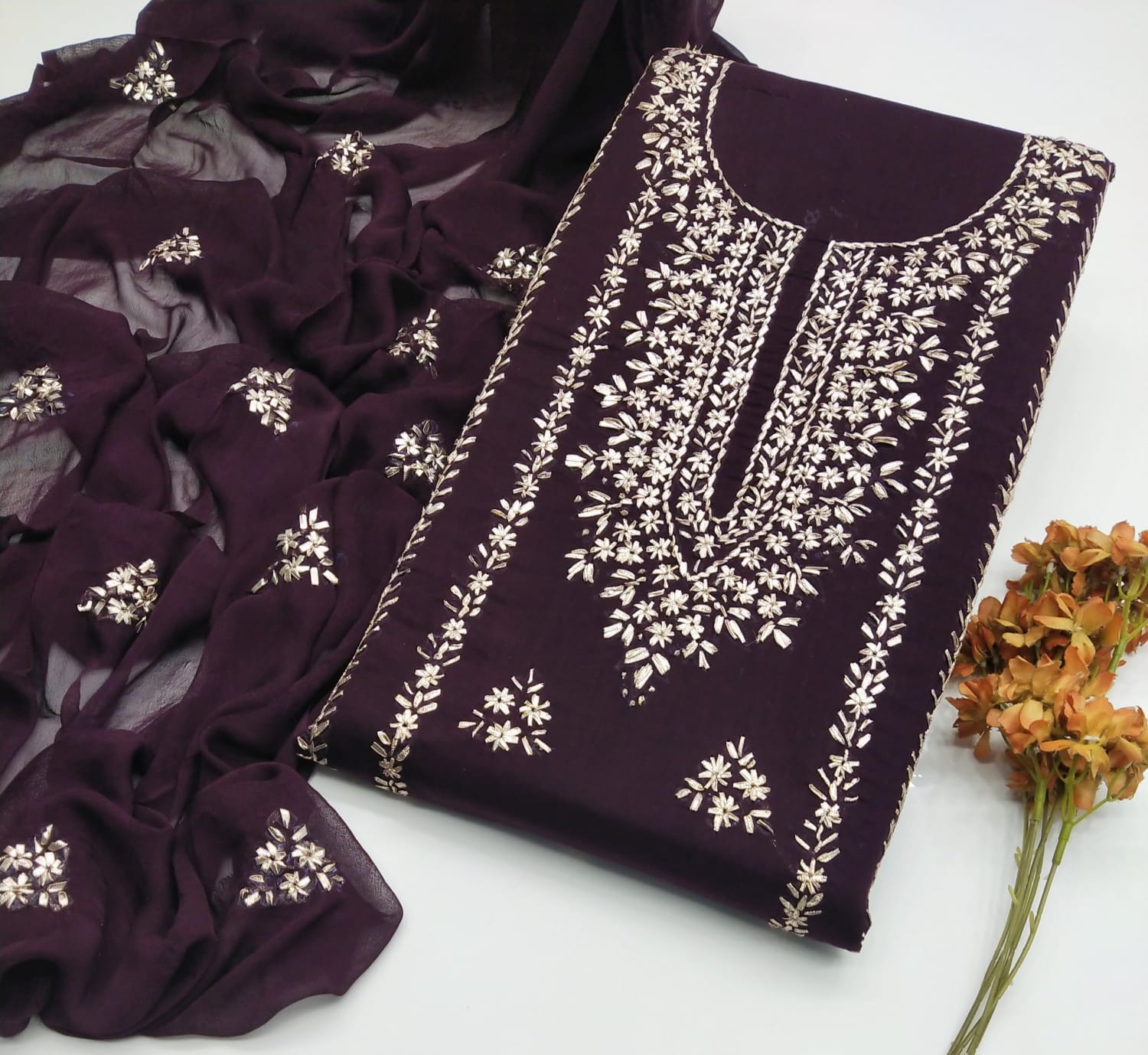 New Summer 2025 – Handmade Gota Gala Lawn Suit (3pc)