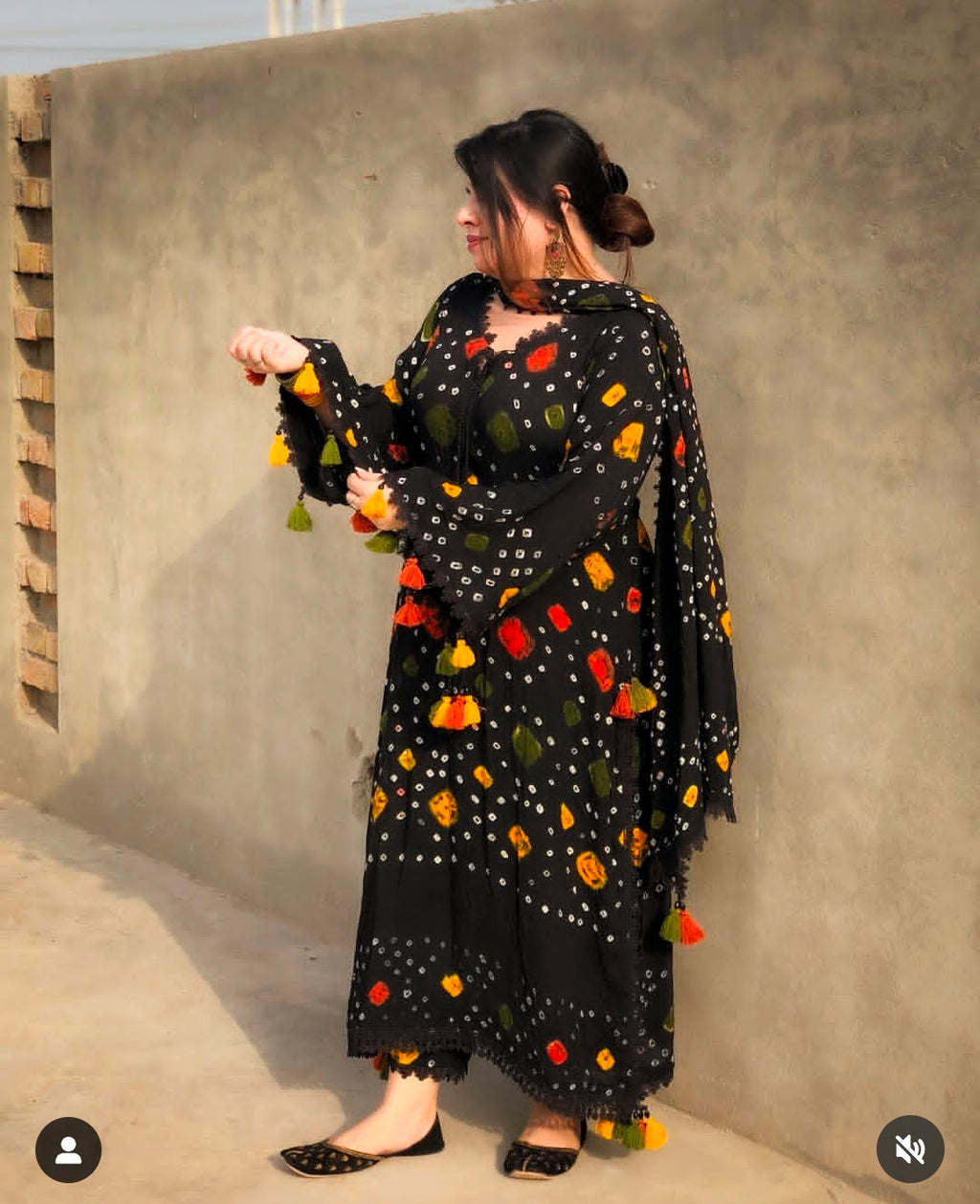 Black Chunri 3pc